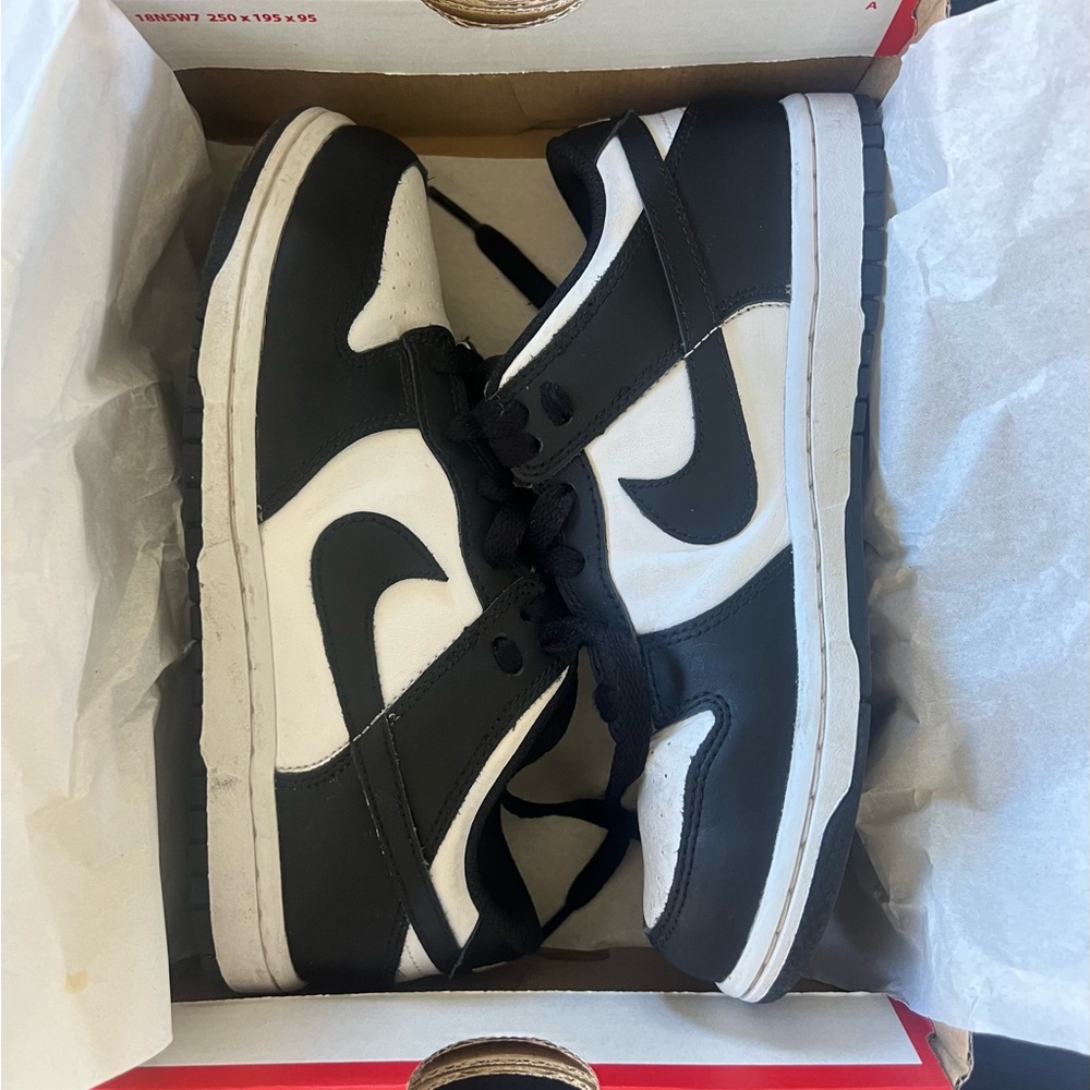 Nike Panda Dunks size 3Y